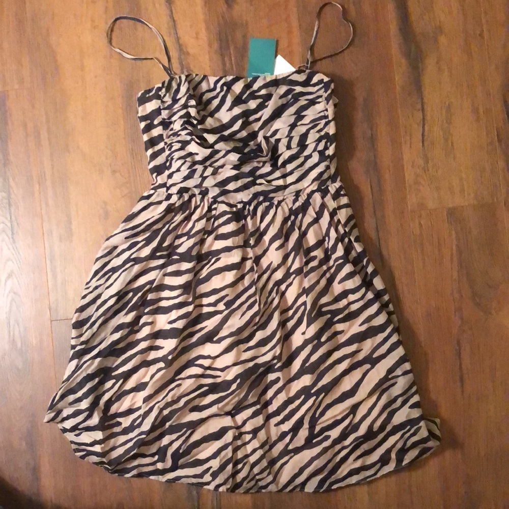 NWT H&M Black Tan Zebra striped mini dress size 8 - Picture 3 of 8